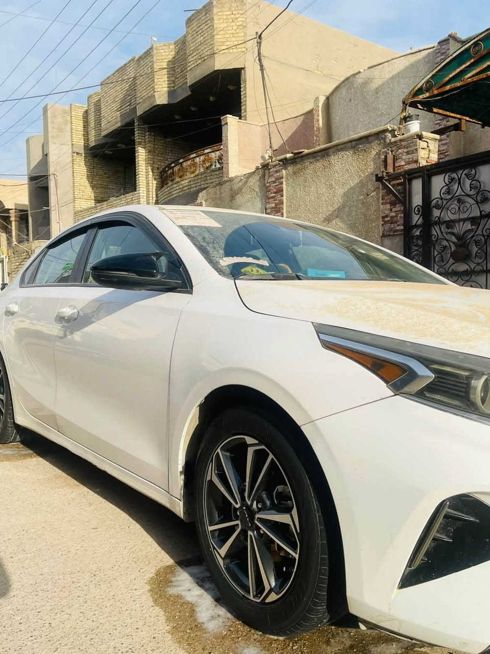 السعر ١٤٠. هاتف ***********
السلام عليكم فورتي مديل 24 وارد أمريكي مواصفات  LXS  سياره جديد وخير من الله حادثها بارد بل بنيد وصبغ جاملغ خلفي وقبق جنطة بدون دواخل ترايها. خير من لله رقم بغداد ابسمي وصور الحادث مرفقه بل منشور عدا الحادث الباقي كله مكفول
