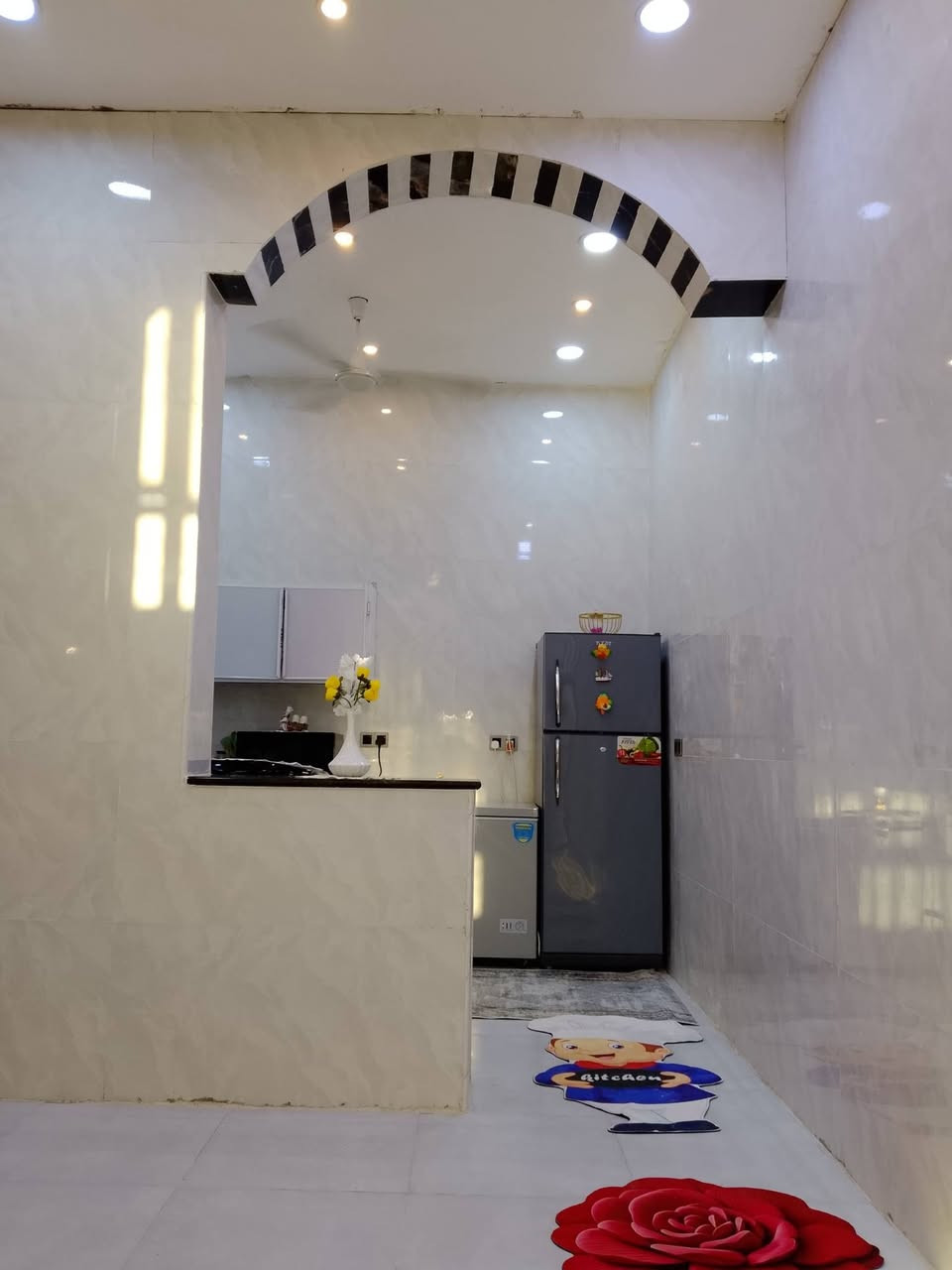 🏠 دار الــبــيـع حجي حسن الجمعيات   
       نهاية الأربع سايدات بناء جديد 
  🏠المساحه (100)متر 10×10مربع طابقين من ضمن الركن
 🚧  الطابق الاول  غرفة مع استقبال وصاله مفتوحه ع المطبخ حار وبارد مع منور🛁صحيات خارجيةوداخلية 🚽   
  🏡 الطابق ثاني ٣غرف مع سويت 
         مع  🛁صحيات  🚽      
 للاستفسار مراسلة الصفحه او الاتصال
              ***********
                   يوجد واتساب
