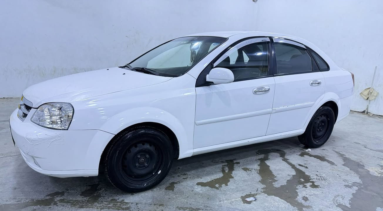 السلام عليكم
اوبتر 
موديل / 2011
سياره جاهزه 
تخم تاير جديد
صدر جديد 
بدون اي نواقص 
سنويه جديد
السعر / 70 وبي مجال 
مكان السياره / كلار 
اتصال / ‭0771 007 1116‬
