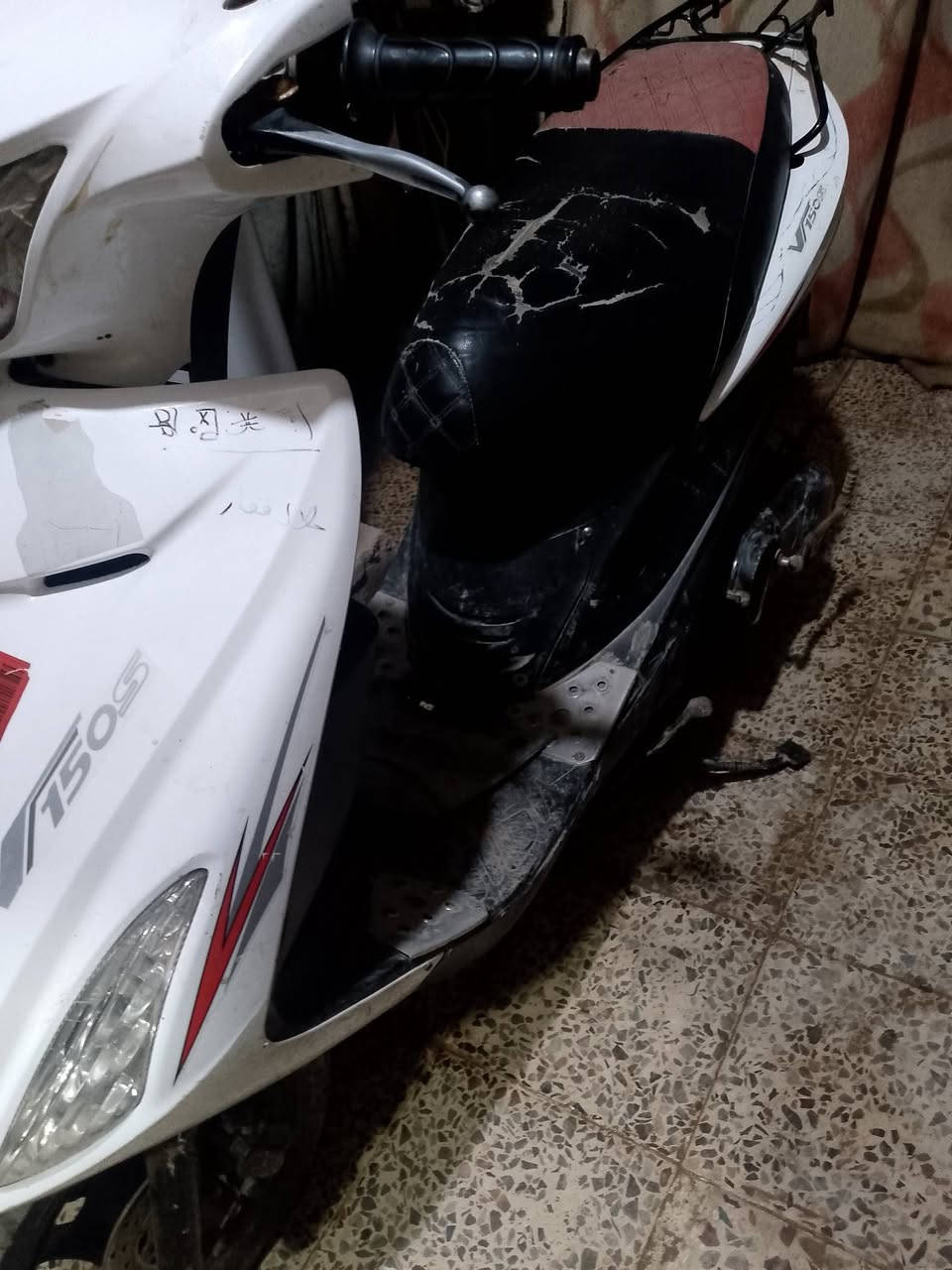 سلام عليكم شباب
دراجه ادرس ياباني  ما مفتوحه  مكينه ناعمه  تعال وشوف  بعينك  شراي راسني خاص السعر 600 بيهه مجال المكاني الكوت الشارع النفط


**إذا كنت صاحب هذا الإعلان وتريد حذفه لأي سبب، رجاءا أرسل رسالة إلى الدعم الفني**