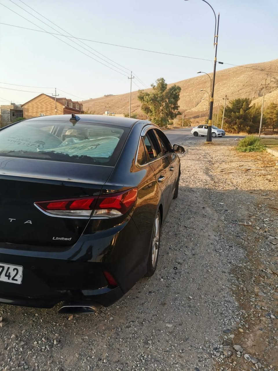 سلام عليكم  اعلئ فئه بل سوناتا ليمتدد سياره كله ليبل واحد  بدون ايرباك  ضرر حافه البنيد صبغ حافه البنيد  فقط فقط 
السعر 145 ورقه 

سوناتا 2018 سياره 1/1   وارد 🇺🇸
المواصفات 
. فتحة سقف
. لايتات داينمك ( تتحرك ويه الستيرن ) 
. تحديد مسار 
. مثبت سرعه ذكي 
. تحذير تصادم امامي 
. بريك طوارئ رادار
. نظام مراقبة انتباه السائق رادار
. حساسات خلفية 
. كامرة خلفيه دواره
. نقطة عمياء 
‏. Auto hold
. هاند بريك بصمة 
. دخول ذكي 
. صندوك ذكي ( يفتح من تتقرب عليه ) 
. كراسي كهرباء ( امامي ) ( ٦ حركات + وساده مسند الظهر ) 
. كشنات جلد كهرباء
. خزن ذاكرة ل كرسي السائق 
. تبريد وتدفى الكراسي الامامية ( امامي ) 

. تدفئة ستيرن 
. تبريد قطعتين امامي خلفي 
. تبريد شاشة 
. ابل كار بلي 
. بردات خلفية جانبية 
. دمام امامي 
. دمام خلفي 
. سماعات انفنتي 
. شاحن موبايل وايرلس 
. مراية وسطية تعتيم تلقائي 
. تحكم ستيرن جهتين 
. داخل صاج بيانو
. مراية قلاب عند البك
. 3 وضعيات قياده
. مرايه عاكسة gbs
سيارة فول 
رقم سليمانية باسمي
السياره جديده بمعنى الكلمه متصرف عليها ربع واحد وتراي لاي مكان تريده
مكاني بغداد
***********
