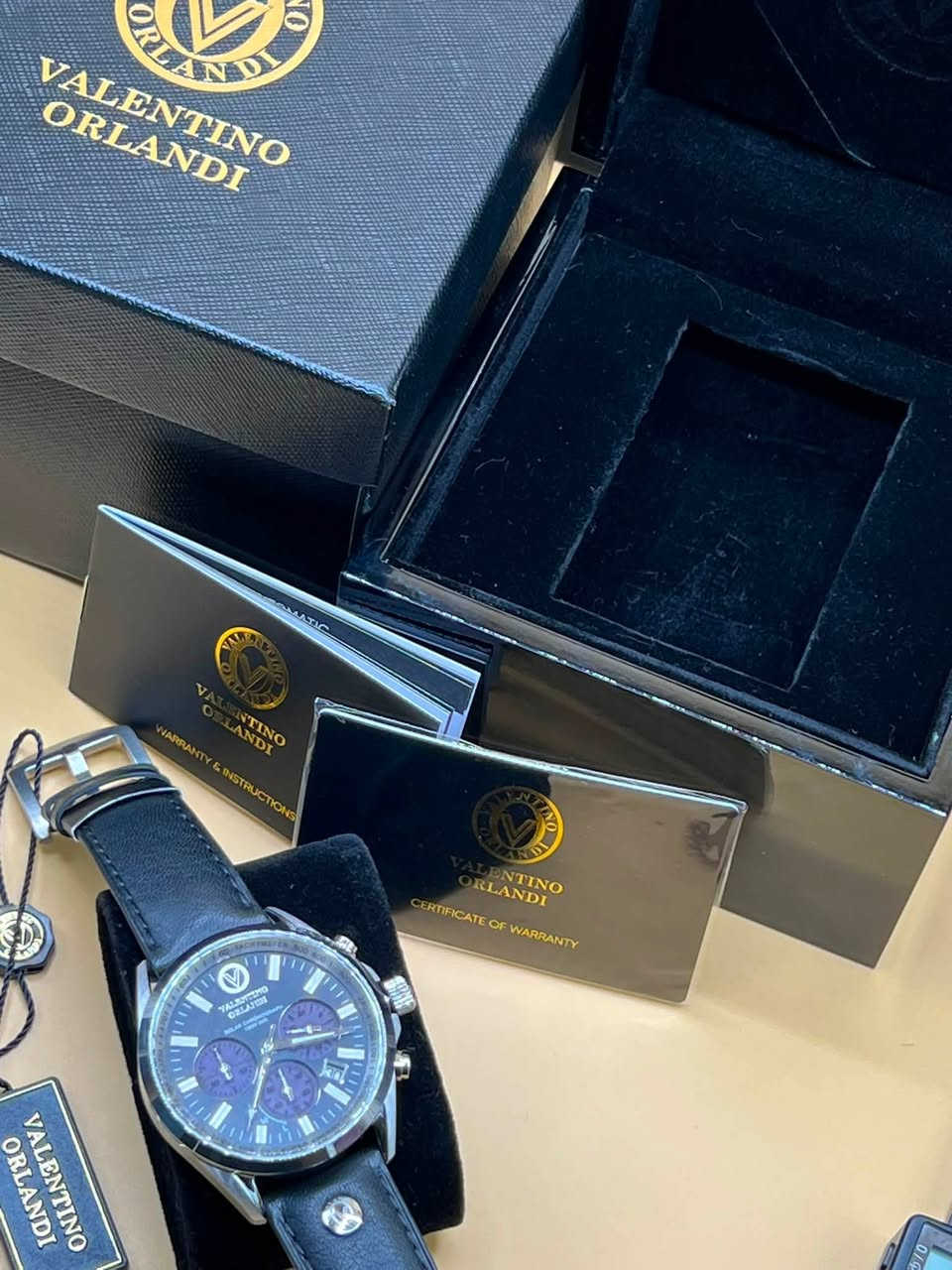 فلنتينو وكاله اصلي كامل مرفقات سوار قفل بحري على قطر44زجاج زفير


**إذا كنت صاحب هذا الإعلان وتريد حذفه لأي سبب، رجاءا أرسل رسالة إلى الدعم الفني**