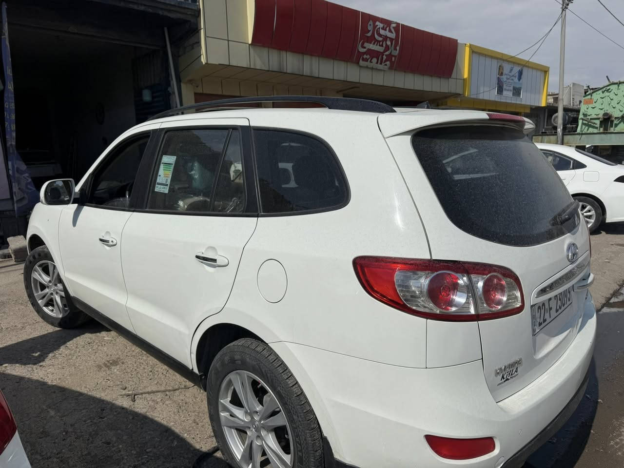 سلام عليكم
سنتافي ١٢ خليجي  محرك ٤ فول الفول ماعده بصمه 
قطعه ونص صبغ رقم أربيل دولي بسمي شرط التحويل 
***********
٠٨٧٢٤٨٨٢٨٧٨
١٤٥ ومجال قليل ويرهم مراوس شمال فقط
