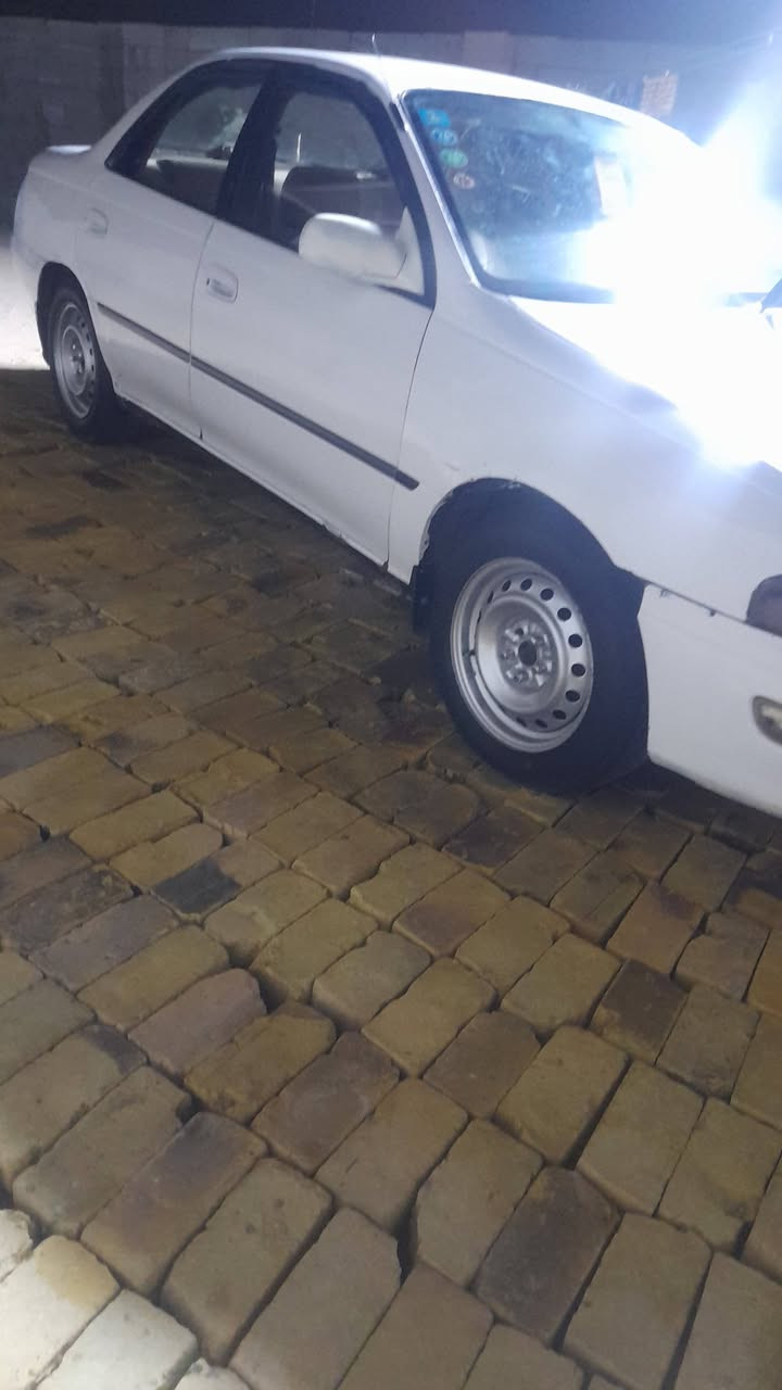 سياره كورلا كارينا١٩٩٤ مكينه وكير  خير من الله تخم تاير ويل جديد كلش كلش نظافتها شوف الي بصوره لسياره نضيفه ومامتعوبه نقصهه  حداديه سعرهه٤٥ وبيهه  مجال لشراي  وسياره رقم  نكليزي وسياره بسمي ولمداور ثاني يوم وسياره مصفره هيئه وغرامات سنويتهه  ٢٠٣٠ ملاحظه مكانهه بصره وهذا رقم التليفون*********** ..؟مرخصة ابو الكروب
