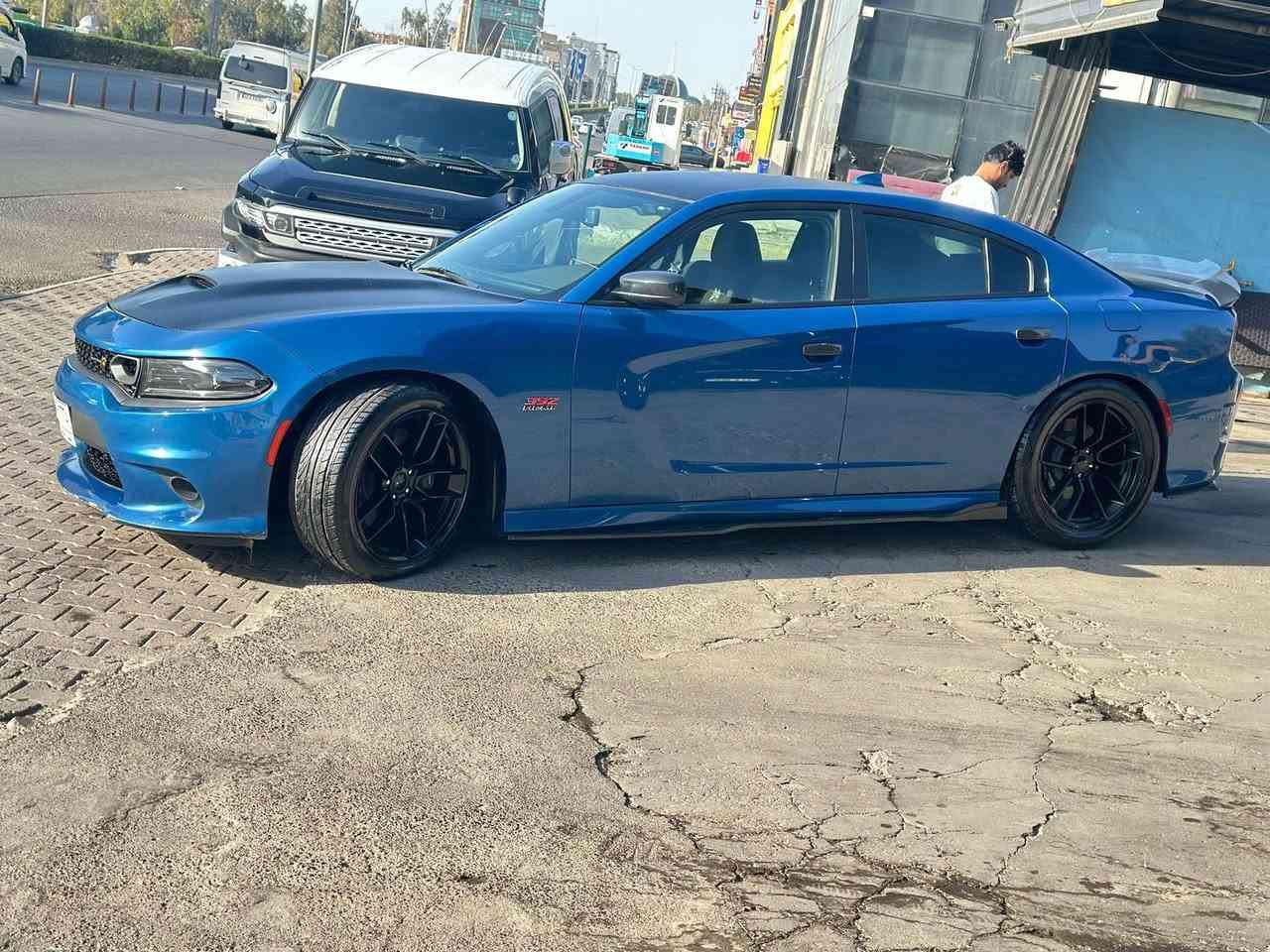 جارجر SRT محرك 6400 مديل 2022 سياره جديده بمعنه لكلمه سياره بعدها بريحت شركه سياره بدون حادث بدون اي شي فقط كلير امريكه بدون اي معجون 3 قطع كلير فقط سياره ماشيه 37 الف سياره ع لبلاد ما ملعوب بيها ابد سياره احله من صور بهواي ***********
