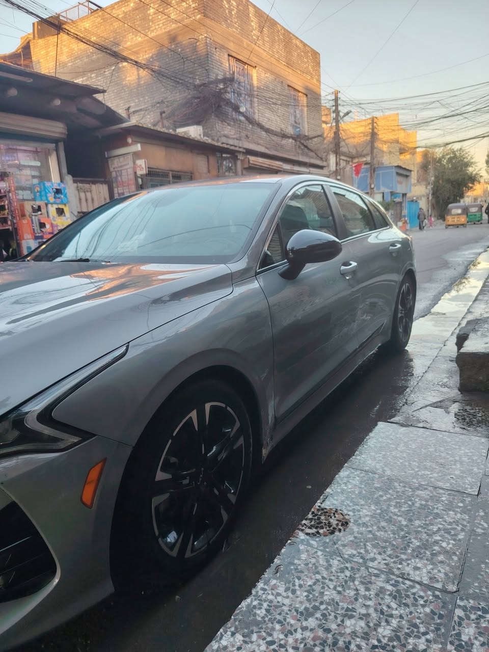 السلام عليكم k5 للبيع وارد امريكي حره بغداد بسمي تحويل  فول عده الفتحه  جيتي معرفه مواصفات جيتي  صورة الحادث بلمنشور   حادث جاملق وربع البنيد محرك 1600 تيربو 45 الف ميل ماشيه عنوان بغداد حي النصر سعر 165 وبيه مجال  رقم ***********
