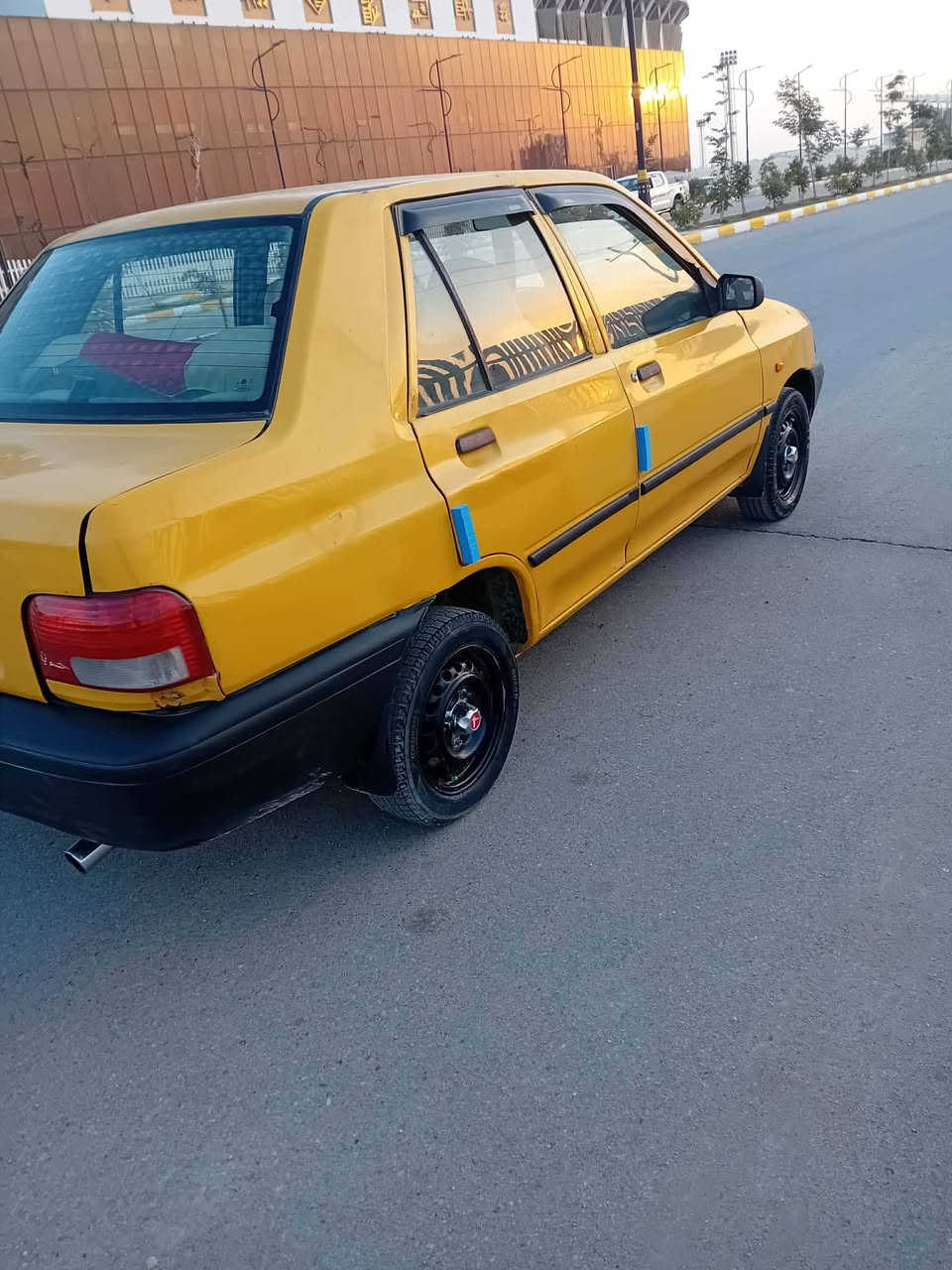 السلام عليكم  
سايبه 2015مكينه وكير وحداديه كفاله سنويه ل28مصفره هئيه وغرامات تحويل يمته مايعجبك لسعر 26وبيه مجال سياره جاهزه مكفوله كصه وكلبه وعيب شرعي المكان الناصريه الفضليه لتصال‏‪***********‬‏
