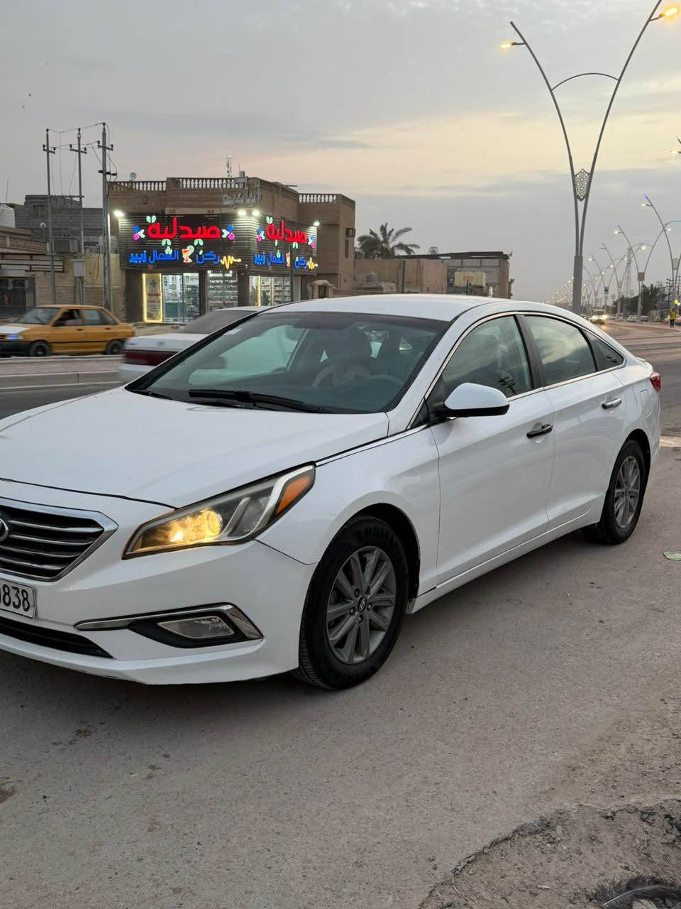 سلام وعليكم البيع فقط سوناته مديل 17 اصل رقم شمالي بسم صديقي تحويل مباشر وارد امريكي حادثها فقط جاملق وبنيد فقط بدون دواخل باقيها كفاله مكينه او كير كفاله شرط الفحص حجم مكينه 2400 اصل خط واحده تاير جديد حداده توها منفوضه لايت زنون دواخله شرط شركه سياره حلاه من صوره بهواي تجي وشوف مكاني بصره سعر 114 بيها مجال بصيط والي يشوف سعر هواي يدعينه بل الرزق تتصال علا رقم تالي *********** البصرة, العراق
