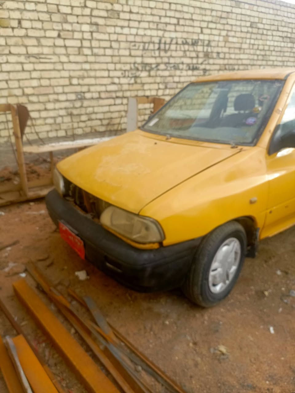 سياره سايبه مكاني بغداد حي الجهاد ابيع لكم حديد بس مكينه وشواصي مقفولات راعيها موجود ب 800 ***********
