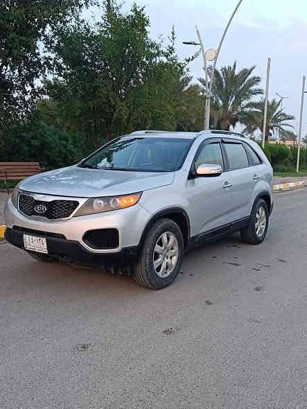 السلام عليكم للبيع بسعر 148 كيا سورنتو 2013 مكفوله من الصبغ فقط بس مكان بارد حك شبر مكينه 6 سلندر دوش 7 راكب ماشيه 140 السياره حيل حلوه وجاهزه كير ومكينه وصدر وتخم تايرات جدد العنوان تكريت 
‏‪0772 306 2199‬‏
