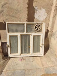 ٥ قطع • قياس ٤ ونص • باب وشباك