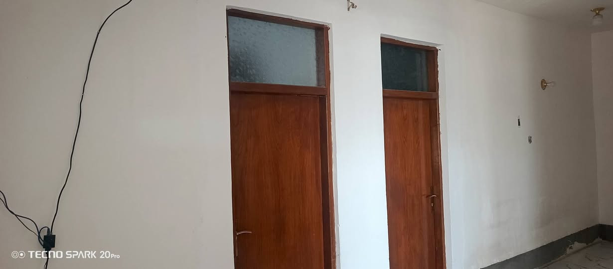 بيت لبيع حله ورديه خارج بناء حديث216م لتواصل ***********
وبسعر مناسب بناء كامل 200م
