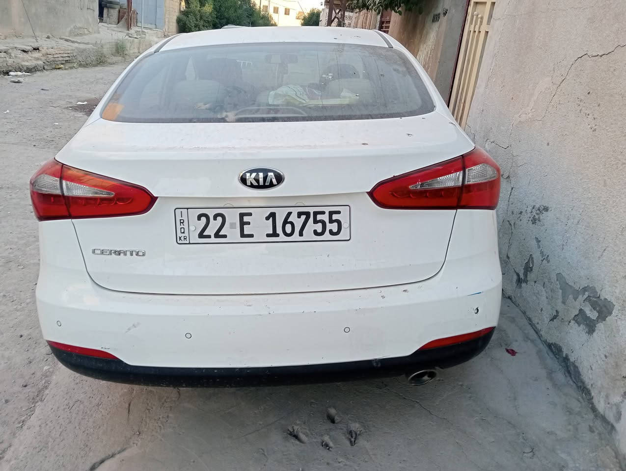 سيارة سيراتو خليجيه موديل 14فول مواصفات ما عده بصمه مري شفط اشاير بل مري تحكم ستيرن  شفتات بل ستيرن تخم تاير تبريد تدفئه قطعتين حساسات إمامي خالفي سنويه جديدة يدات نيكل السعر 126$ بيه مجال هاتف ***********
