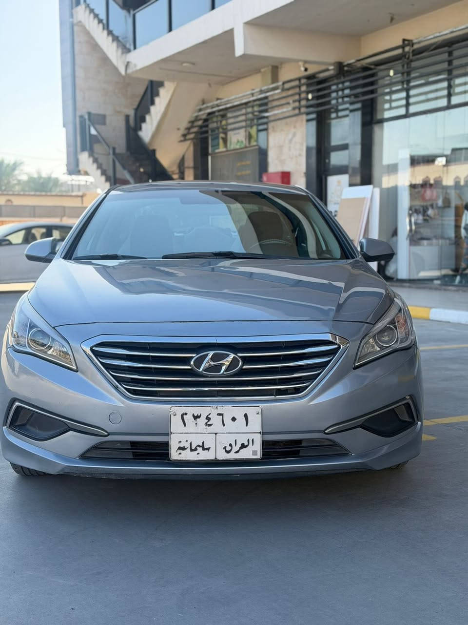 سوناتا 2016 وارد امريكي
رقم سليمانية القديم 
بأسم كردي شرط التحويل 
ماشي 160 
السيارة كلش نظيف مامعتازة شي 
الحادث بنيد الوجه مالتة ونفسة مصلح لا دواخل ولا شواصي وباب السايق امبدل بلادي 
المحرك مفتوح معلين الكازكيت مالته ( من شتريتهة هيج هي ) خير من الله 
(2400 جي دي اي )
السعر 120 
العنوان الغزالية 
رقم
***********
