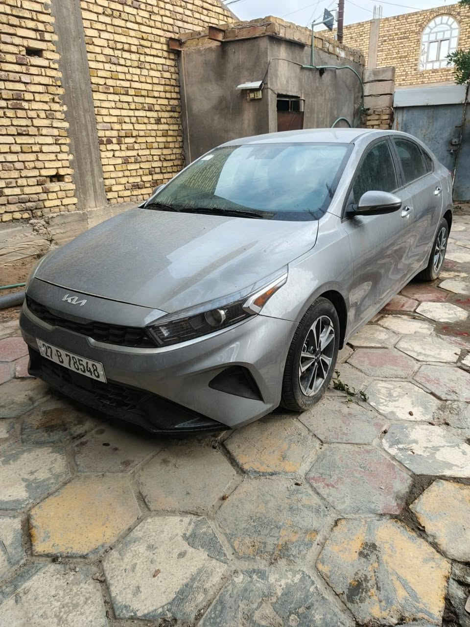 فورتي موديل 2024 معوقين ذي قار راعيها ولد شاب فول مواصفات ماعدا الفتحه ماشيه 20 زيرو حادثها جاملغ وبنيد نفسهن مصلحات  بدون تبديل وبقية السياره  مكفوله كفاله طخم تأير كارتون وحداديه شركه وتبريد ثلج  السعر 145 وبيها مجال مكانها ناصريه  للاستفسار @***********
