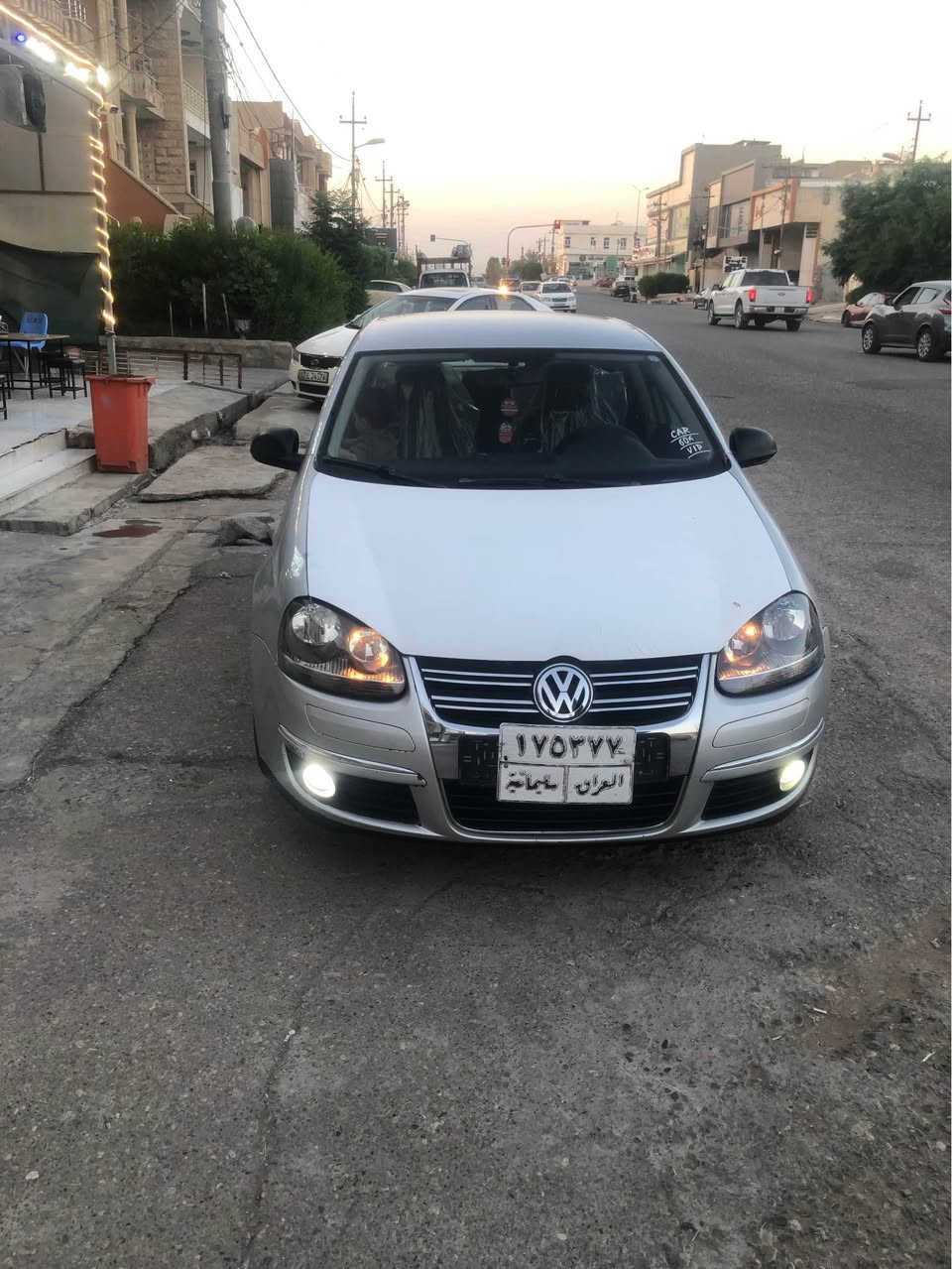 جیتا مۆدێل ٢٠٠٨ گێر تۆماتیک و عادی شەش گێری مەرغوب
مەکینە ٢٠ی بێ تۆربۆ مەرغوب
گێڕ و مەکینە و تەبرید بەشەرت
چوار جام کارەبا
ئاوێنە کارەبا
٥-٦ پارچەی هەیە بەبێ ئێرباگ بەس جەمپەکی خەفیفی پشتی هەیە شان و سەقف بەشەرت
٩٠٠ هەزار غرامەی لەسەرە سەنەوی و هەززە ٢٠٢٤
سعری ٦٤ وەرەقە و معامەلە
***********
*********** أربيل, العراق

