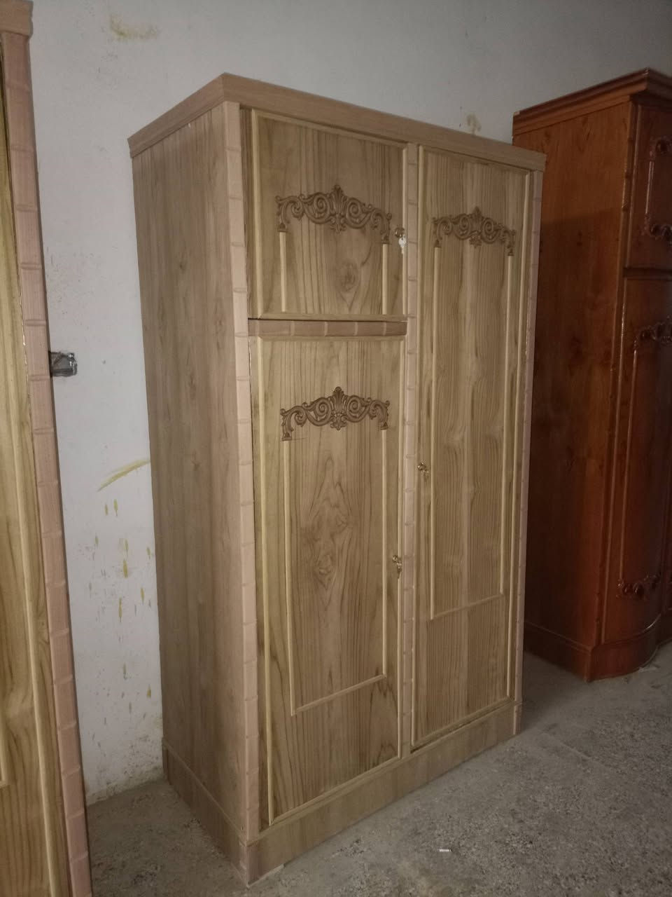 كنتور ابو ل 2 باب جديد السعر 150الف مع الصبغ والتلميع واليدات كامل
كنتور ابو ل 3 باب جديد السعر 220 الف مع الصبغ والتلميع واليدات كامل 
كنتور ابو ل 4 باب جديد السعر 250الف مع الصبغ والتلميع واليدات كامل 
بوفية مترين 120الف مع الصبغ والتلميع واليدات كامل 
بوفية مترين ونص جديد السعر 125الف مع الصبغ والتلميع واليدات كامل 
رقم الهاتف *********** 
يوجد خدمة توصيل باجرة
