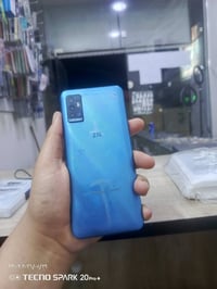 ZTE Blade A71  ذاكره 64  جهاز جديد مستخدم اقل من شهر كلش نضيفف وحلو  س...