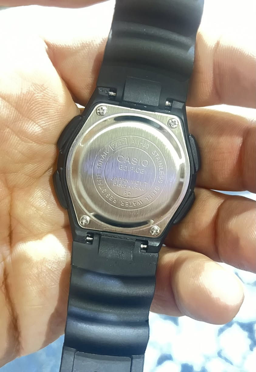 Casio
• مقاومة للماء (مناسبة للاستخدام اليومي)

 • بطارية تدوم لسنوات ()

 • إضاءة ليلية (Illuminator)

 • منبه + توقيت + تاريخ

 • سير قوي ومريح

الحالة: نظيفة 

25 فقط

يوجد توصيل

📩  المراسلة على الخاص


**إذا كنت صاحب هذا الإعلان وتريد حذفه لأي سبب، رجاءا أرسل رسالة إلى الدعم الفني**