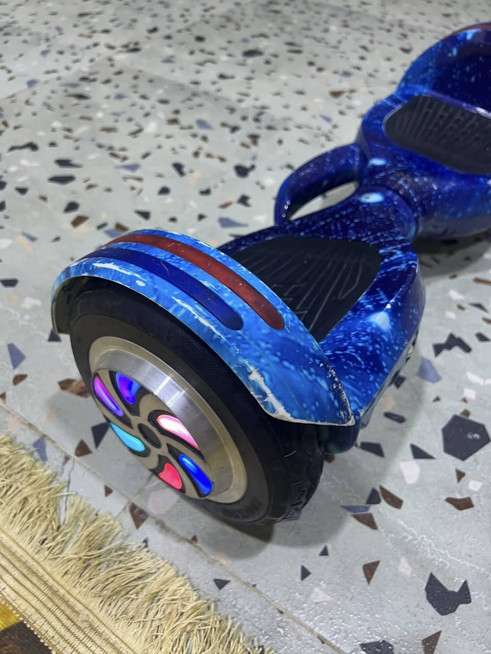 السلام عليكم 

سكوتر للبيع نضيف نسبه80‎%‎
 السعر خاص


**إذا كنت صاحب هذا الإعلان وتريد حذفه لأي سبب، رجاءا أرسل رسالة إلى الدعم الفني**