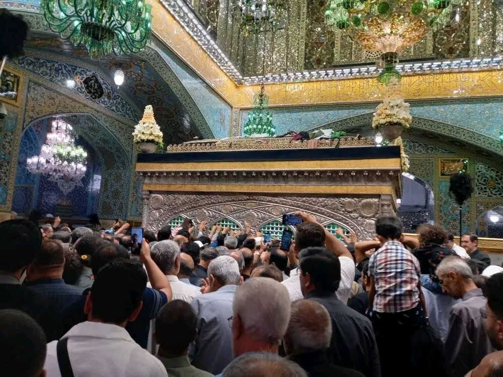 تعلن حملة الزهراء عليها السلام إلى كربلاء المقدسة والقاسم يوم عرفه بعد صلاة الفجر.. الرجوع  الضهر الساعه ٣ ضهرا بعد دعاء عرفه.. التسجيل *********** اتصال وات ساب. النفر ١٠ الف دينار
