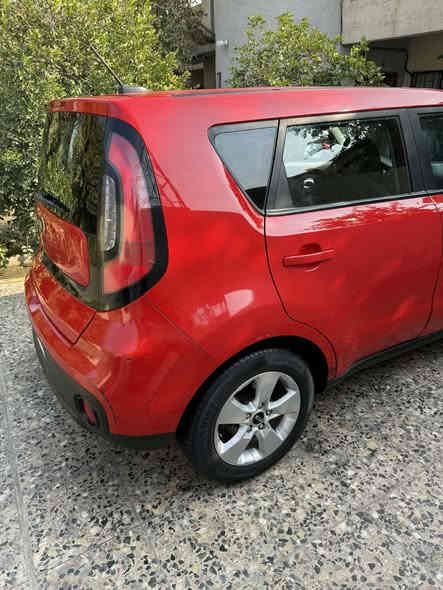 كيا صول موديل  2019  رقم بغداد دولي باسمي انكليزي
مكينه وكير مكفولات تبريد ثلج حداديه جديده تخم تاير 

سياره ماشيه 90 الف حادث جاملغ وبنيد السعر 113 ورقه 

***********
