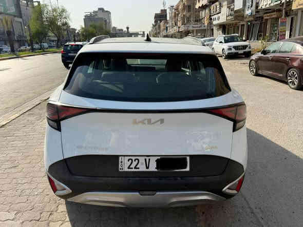 السلام عليكم  ‎
كيا سبورتاج 2024 رقم اربيل
(مواصفات جيتي لاين )فول 1/1 
زيرو ماشيه 4 الاف 
السياره كفالة عامة
بانوراما
الكشنات جلد وكنتار
تدفئة وتبريد بالكشنات
شاحن تليفون واير ليس 
‏‎ الانارة الداخلية LED
حساسات وكامرات 360
وبعد بيها هواي مواصفات
السعر 250 وبيها مجال 
مكان السياره بغداد شارع فلسطين
*********** بغداد
