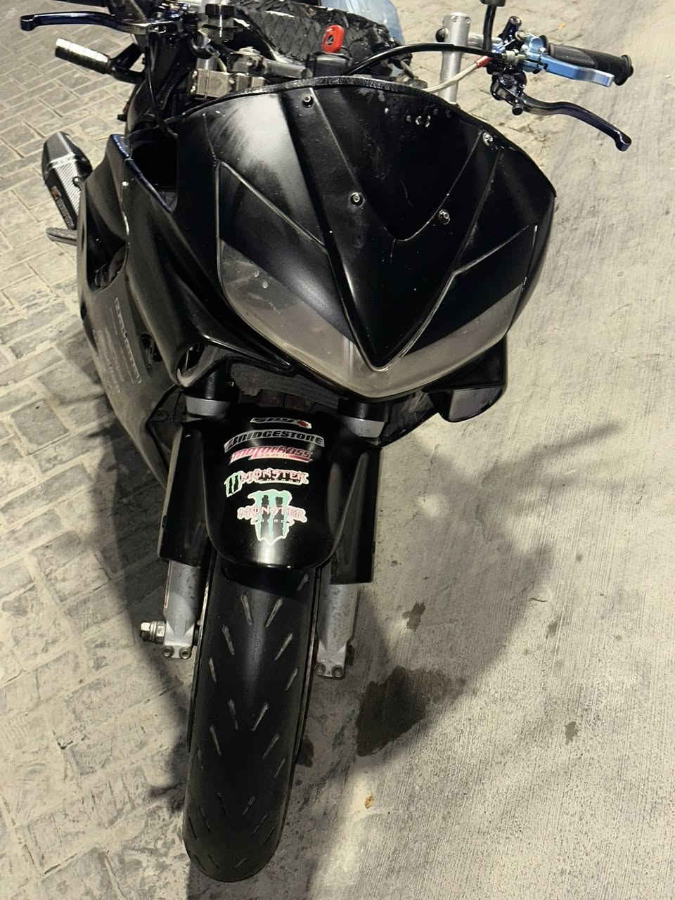 السلام عليكم
f4i600
مال لعب غراضهه البلاديات موجودات 
2004 سكيورتي 
***********
