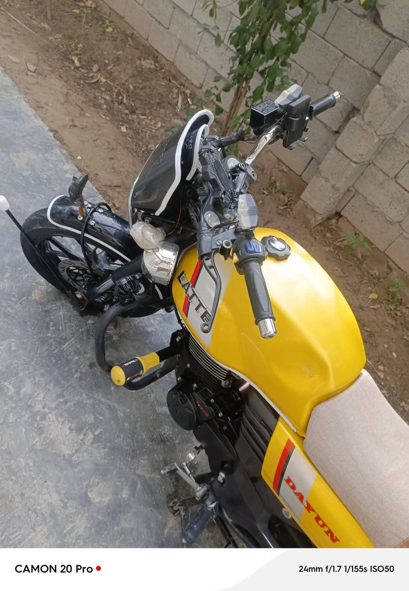 ديوان لاتي 23مرقم ديالى نكليزي وبسمي تحويل شوكت متريد مكينة 200كفالة من الفتح نعومة فول دراجة جديدة مكاني ديالى بعقوبة جسر خرنابات عارضهة 2300وبيهة مجال حك لجية فقط فقط موو شراي لتتصل ولتطي سعر بكيفك ***********
