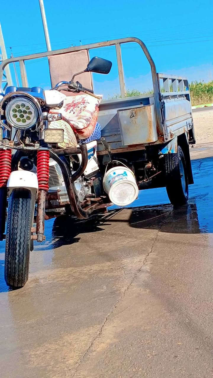 السلام عليكم ستوته للبيع 2012نقص اوراق كمرك
السعر عالخاص
***********
