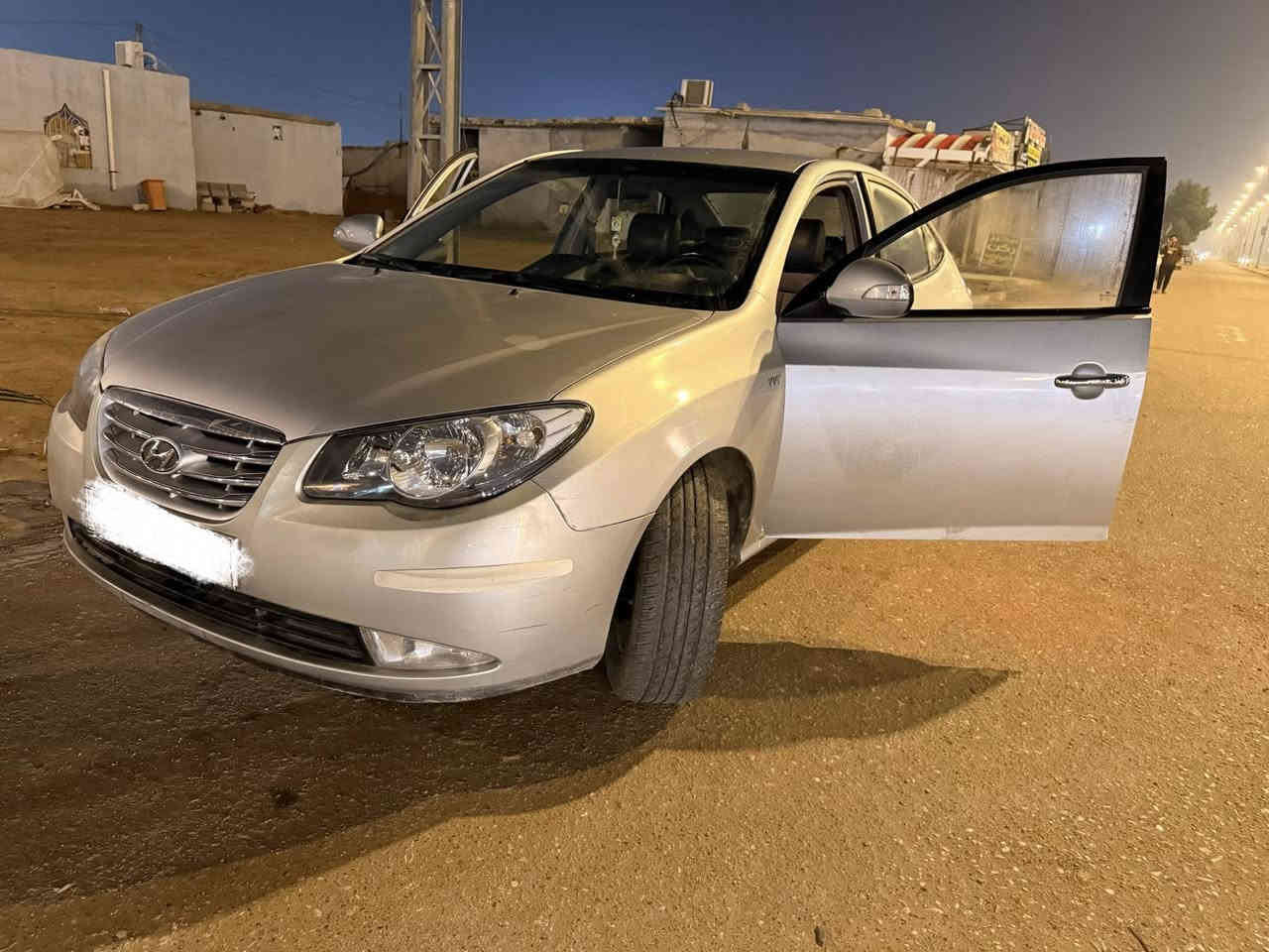 لنترا. صابونه  1/1
شاشا *بصمه*كشن جلد
سعر ٤٨$

فول مواصفات عده فتحه #اقره تفاصيل عدل

متومه اربيل رقم جديد شرط حاسبه سنويه ل٢٨

شياره فول
شاشا بلاديه 
بصمه بلاديه 
كشن جلد مطعم ب مخمل 
كشن كهربائي +تدفئه
تبريد ثلج 
تدفئه جهنم
انضمه قياده
شاشا اعطال
كامرا خلفيه
اشاره بلمري
حساس امامي +خلفي
لايت كرستال
مسجل فول نقاوه ٧سماعات دمام +حاكيه

ملاحضه بيه مواصفات اتحده النتره بيه هيج شغلات
يجن كله سويج ومخمل وبدون شاشا هاي مفوله اقره تفاصيل عدل واني خادم 

مكينه 1600
مكينه وكير طك كارتون
حداده ١٠٠/١٠٠
تخم تاير +ويل كارتون
كهربائيات كله شغاله

السعر خاص وتدلل 
بسبب بعض نماذج التعبانه مع احترامي للجميع

سياره خير من الله شرط الف دينار ما ذب عليه جاهزه من كلشي 

مكان ميسان 

اي ستفسار  ***********واتساب
