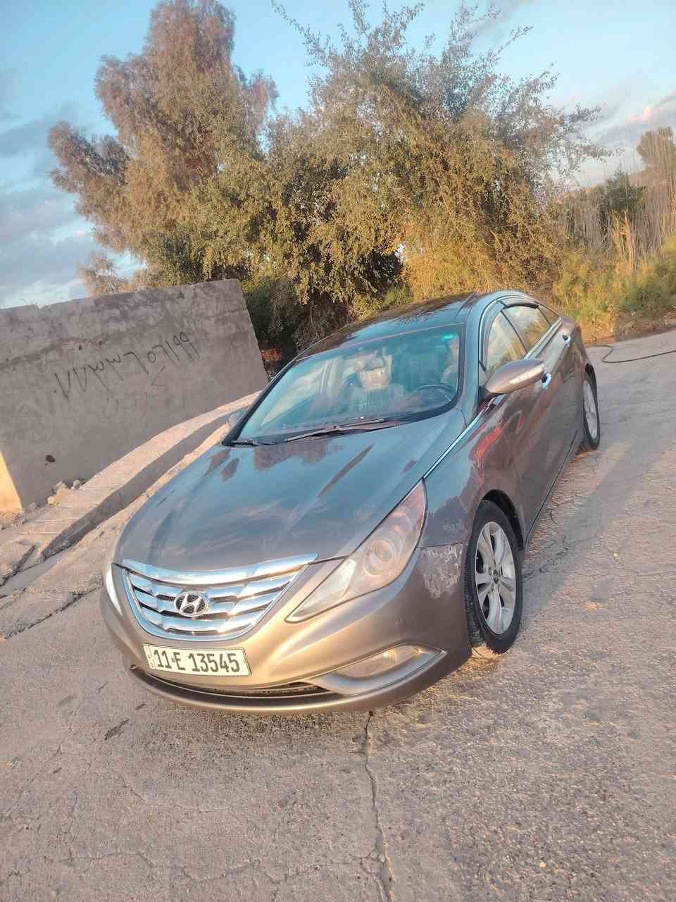 السلام عليكم
هونداي سوناتا امريكي

الموديل ٢٠١٢ فول مواصفات

بصمة بنرامة قطعتين تبريد شاير بل مري تحكم ستيرن شاشه كامره كشن كهرباء كشنات تدفئه اربع دسك

بيها من امريكا جاملغ وبنيد بدون دواخل

بل عراق هلال خلفي صبغ ومعبر بل باب بدون دواخل

المكان بابل المشروع

السعر ٩٨ وبيها مجال

رقم ***********
