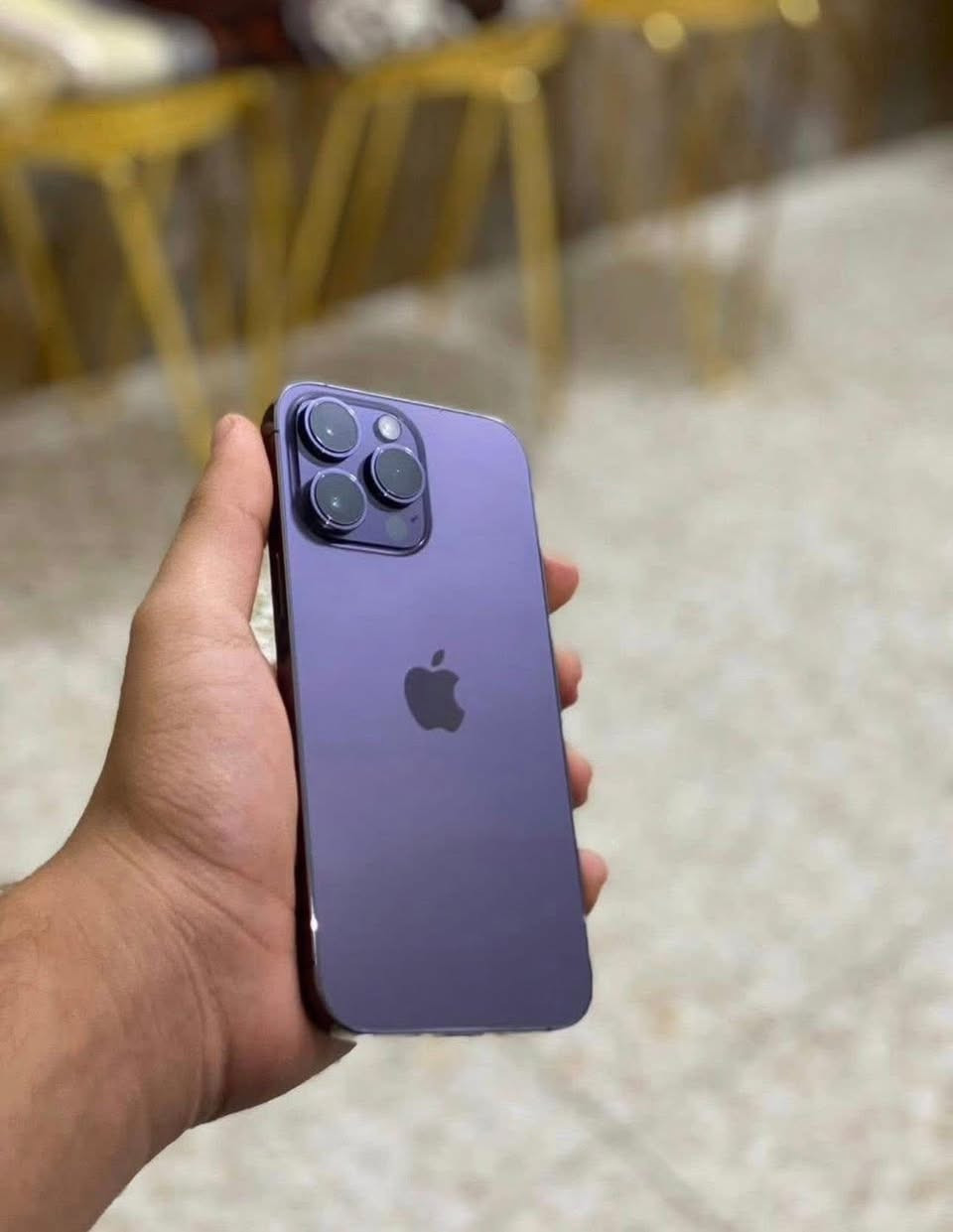 السلام عليكم
📱14 برو ماكس 
ذاكره 256
نضافه الجهاززز 100/98 وتر بروف جهاززز مكفول لامفتوح ولا مبدل بي شي شرق اوووووووسط  
السعر 850 الف قفلللللل
الموقع/ بغداد المنصور 
رقم الهاتف /*********** واتساب 
ملاحضه/ ضمان 7 ايام
