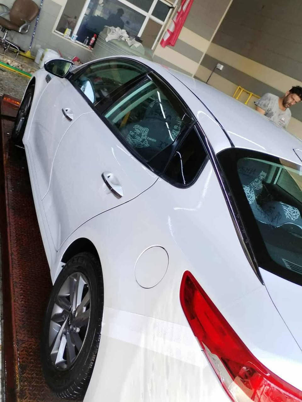 السلام عليكم ورحمة الله وبركاته اخوان سياره
اوبتيما موديل 2020

وارد امريكي بيه تبديل بنيد فقط ورش صبغ فقط بدون عابر شرط رقم نجف معوقين بعد ٤ أشهر وصير حره السياره جاهزه من كلشي كير تبريد المحرك حداديه مكفول محرك ٢٤٠٠ السياره حيل جديده الاستفسار اكثر اتصل على الرقم أو على واتساب مكان السياره المثنى قضاء الرميثه ***********
