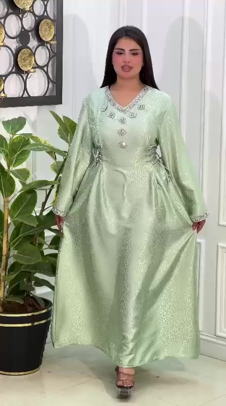 مخور ستن حرير اصلي كلوش
القياسات l XL  XXL  XXXL 
البيع بالجملة فقط 
اقل طلب من الموديل درزن  
سعر الدرزن 
يوجد توصيل الى جميع محافظات العراق 🚚


**إذا كنت صاحب هذا الإعلان وتريد حذفه لأي سبب، رجاءا أرسل رسالة إلى الدعم الفني**