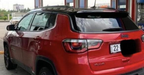 جيب كومباس موديل 2018
فول موصفات تو كلار 
شاشه كبيره كشنات جلد حار بارد 
أطفاء ذاتي 
ماشيه 75 
حادثه فقط سرقه بنيد وداعاميه الباقي كله مكفول 
بدون ايرباك صور الحدث مرفق 
رقم اربيل بسمي 
سنويه 2030
بيه مجال مستعجل على البيع 
***********
