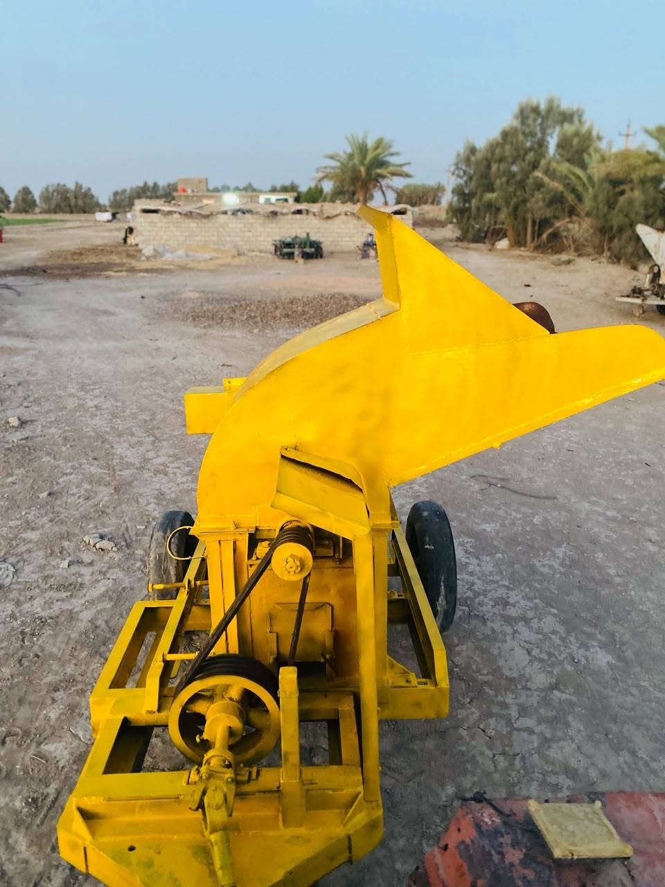 كاروضه تبن البيع جديده كلشش مكان بابل جبله ***********

