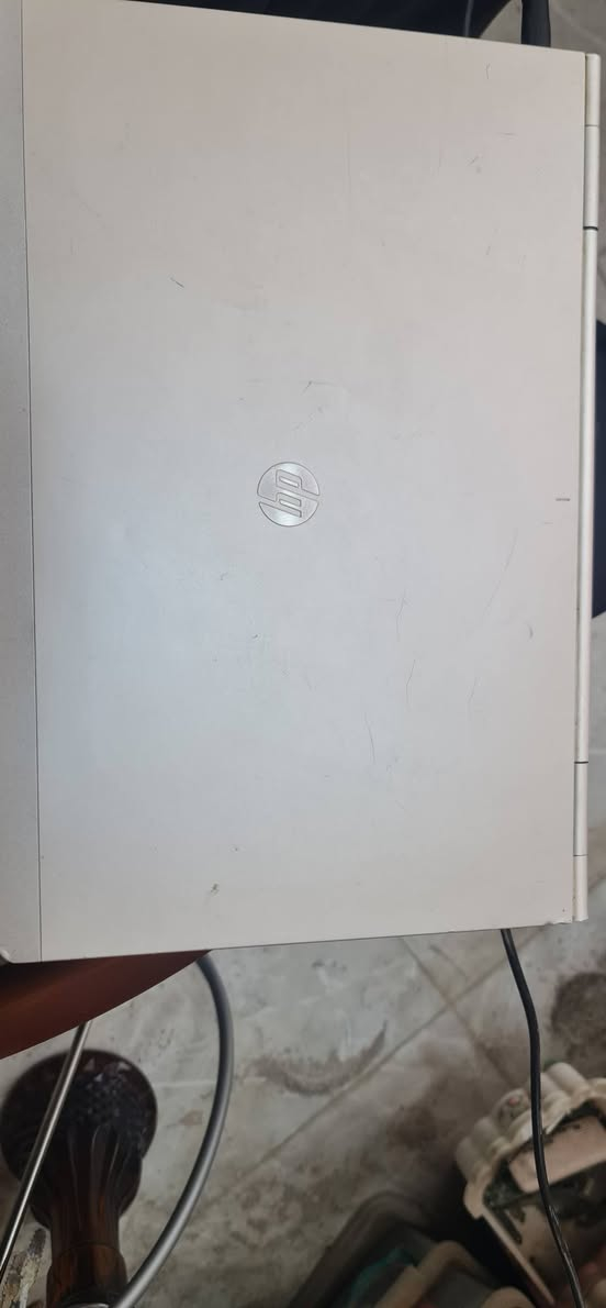 لابتوب للبيع مواصفاته موجوده بالصور
مكاني نجف سعره ٢٠٠


**إذا كنت صاحب هذا الإعلان وتريد حذفه لأي سبب، رجاءا أرسل رسالة إلى الدعم الفني**