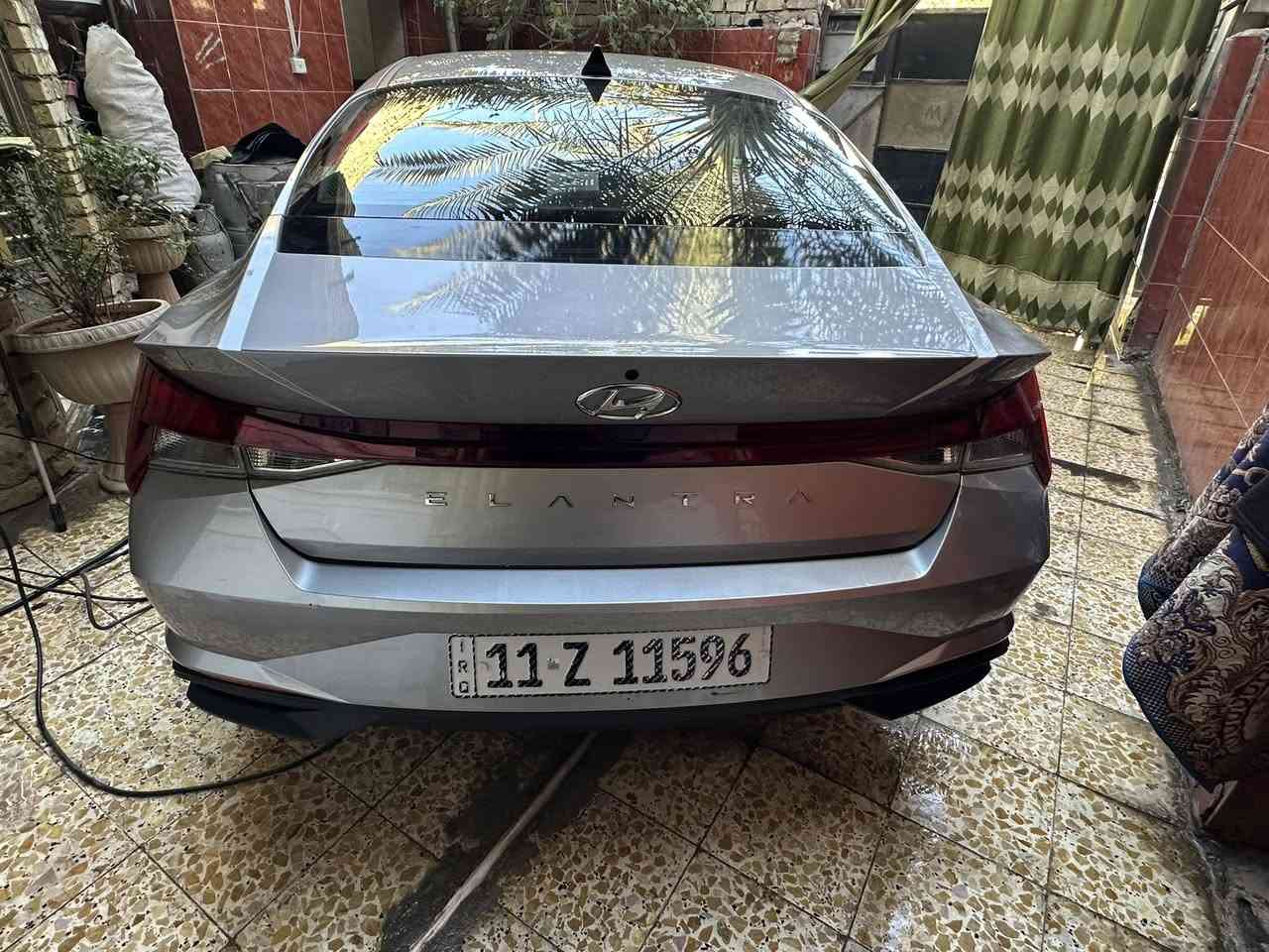 يالله 
السلام عليكم 

النترا ٢٣ 
حادثها جاملغ وبنيد وراجعات نفسهن سياره ليبل واحد حت باتريها ليبلها 
سياره جديده ماشيه ٤١ الف km
رقم بغداد ب اسمي 
بيها طخه بالباب الوره والدعاميه خالعه ما مسويها يحتاجلها فايبر كلاس 

١٥٠ وبيها مجال مكاني بغداد الشعله 
***********
