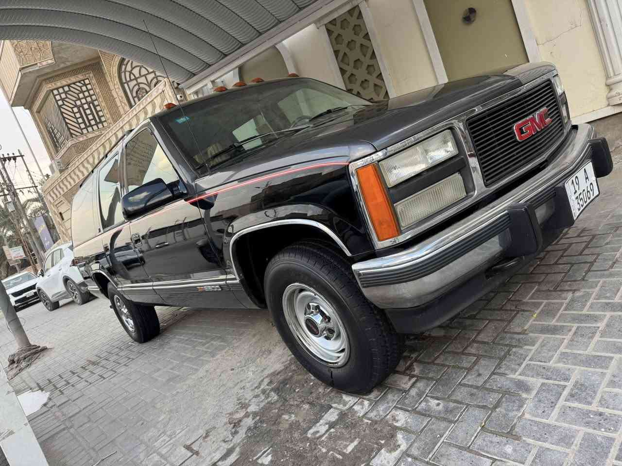 جي ام سي بهبان ١٩٩٤ سياره ع وضع الشركه ماشيه ١١٤ كيلو متر مكينه ٤٥٤ وكير الف مكفوله كفاله عامه 
السياره مغلفه بي بي اف وجديده وجاهزه للاخير طخم تاير توه شاده عليه رقم كربلاء باسمي تحويل مباشر سنويه مجدده لل ٢٠٣١ هزه جديده السعر ١٣٠ مكان السياره بصره / الطويسه
للاستفسار ***********
