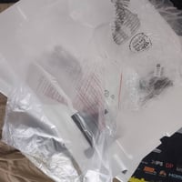 اخوان شاشة 2k 180hz وباقي المواصفات بالصوره  للتواصل واتساب 0785047745...