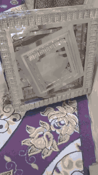 نزله مال عرس ثريه سقف جديدة سعر نزله 30 الثريه 30 مكان بلديات شارع كهرباء ***********
