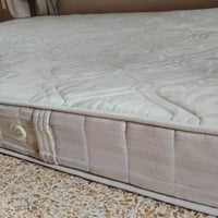 دوشك اسفج طبي • ٢٠٠×١٦٠م • موصل شقق الخضراء