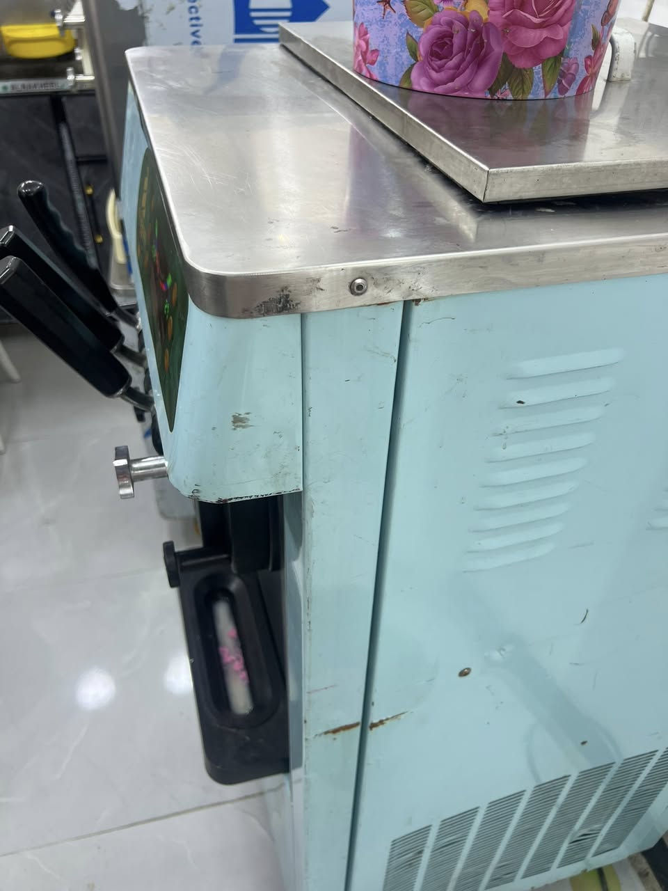 سلام عليكم مكينه سنكل فيز صيني اقتصاديه تحميد خير من الله ع فحص ع ضمان مكاني بغداد جدا نضيفه لاستفسار ***********
