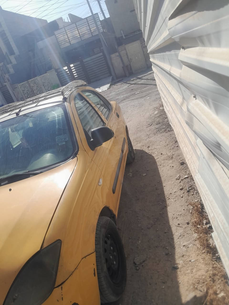 السلام عليكم
سياره طيبه للبيع موديل ٢٠١٥
كير جيد محرك بدايه تبخير سياره جاهزه من كلشي تبريد شغال و تايرات جديده سياره باسمي وسنويه لحد ٢٠٢٧ رقم بغداد مشروع وطني 
***********
سعر ٣٣ وبيه مجال بسيط
