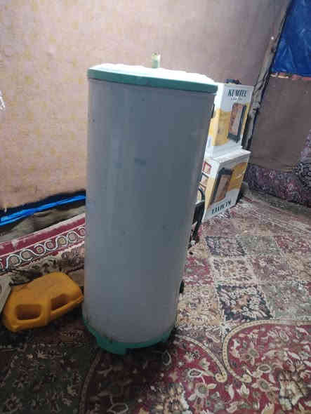 سخان الطحان 100لتر كلش نظيف موسم. واحد مشتغل للبيع سعر ٧٠
مكاني ديالى الغالبيه
***********
***********
