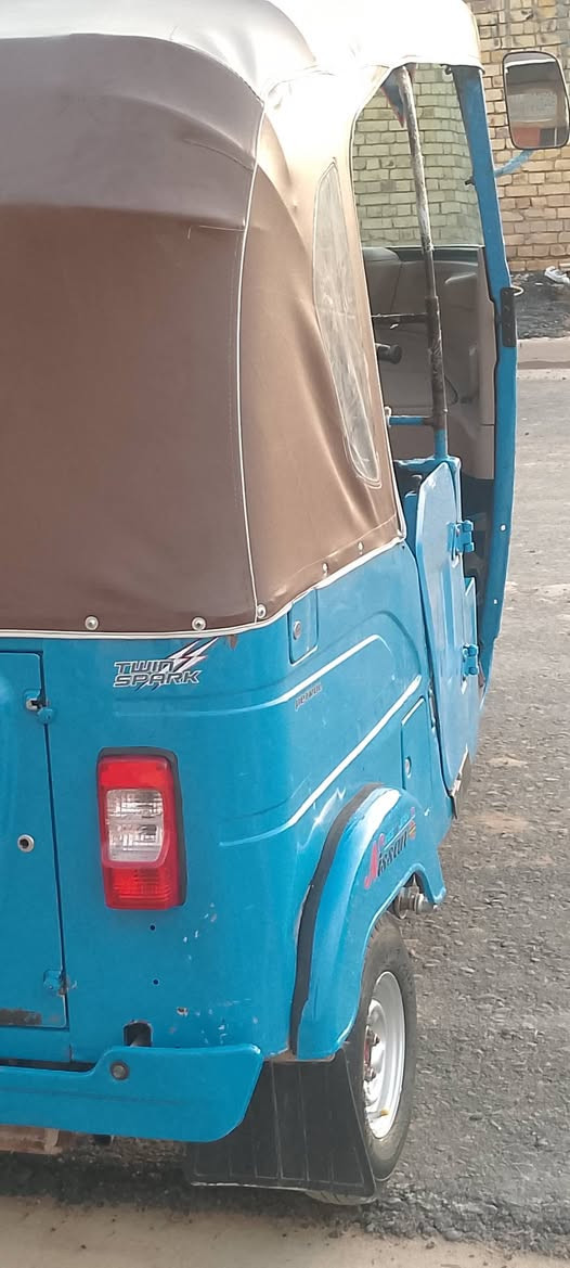 سلام عليكم تكتك لبيع موديل 21 شهر 7 تكتك حلوه مال جناي مكينته بس بوشه وبستم مال شركه وبيه لغد كد شبرين ***********
