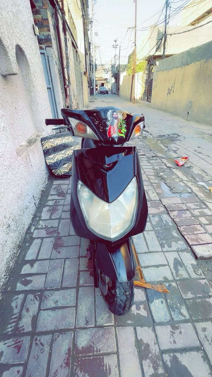 السلام عليكم للبيع دراجه سكنكس فحل للبيع
دراجه محركه ناعم كلش
دراجه نكره سلف 
السعر ٤٥٠ الف مكاني بغداد الكاظمية ***********
