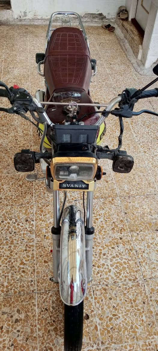 سلام عليكم 
مكلف بنشر _موطور سافين 150CC موديل 2025 موطور مستخدم شي قليل للاستفسار *********** صاحب الموطور
