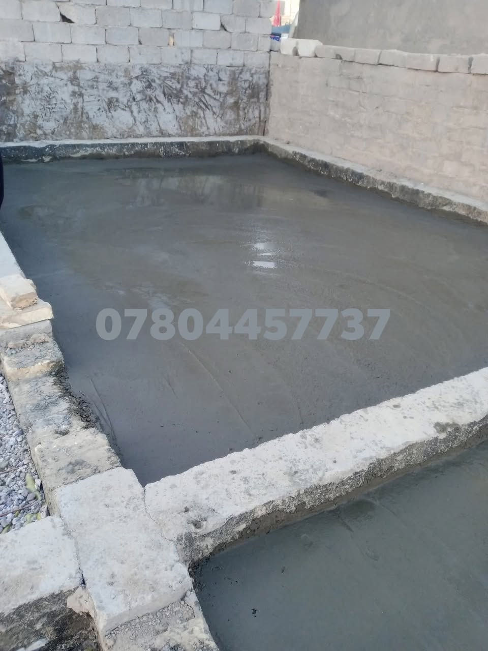 السلام عليكم عملنا مستمر اي شخص محتاج صب رباط او صب البيت من الداخل او تسليطه سطح يرسلني كادر كامل من خباطه وعمال وشغل نضيف  المكان (ناصرية ،سوق الشيوخ)***********
